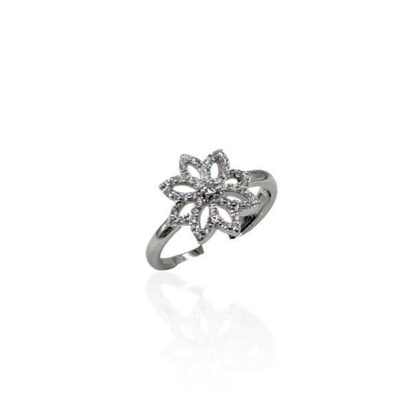 Anello fiore zirconato