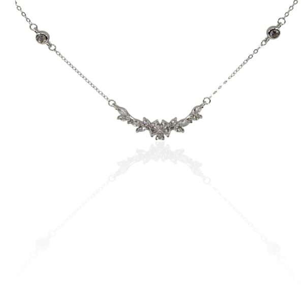 Collana fiore e cornice di zirconi