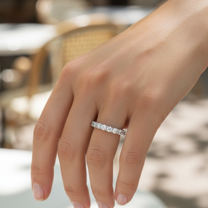 Veretta Eternity con moissanite