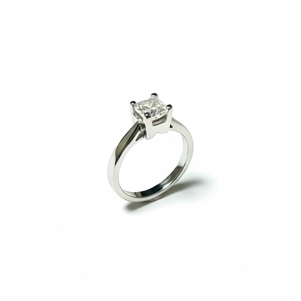 Anello in moissanite da 6,5 mm